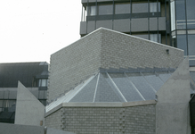 801877 Gezicht op de dakconstructie van het in aanbouw zijnde Stiltecentrum (Godebaldkwartier 74) in het kantoor- en ...